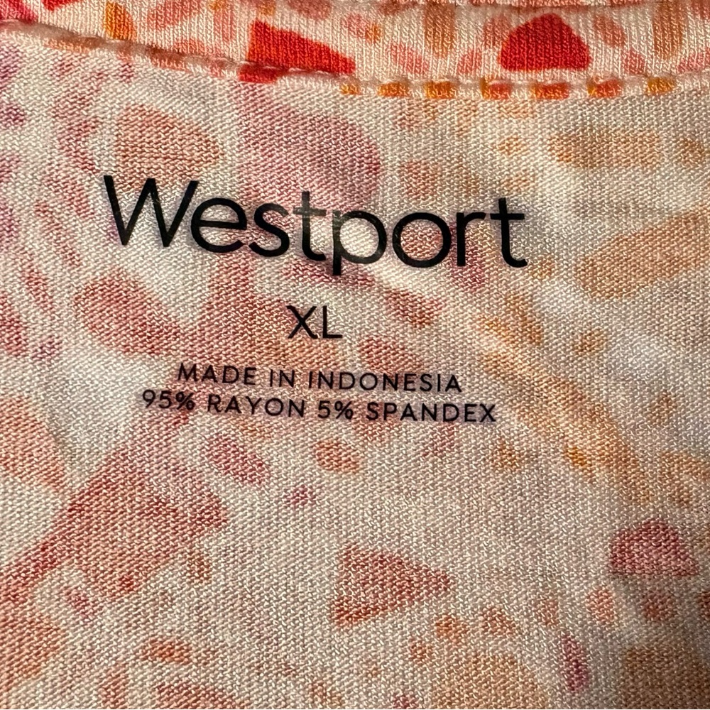 Westport Women's Vibrant Short Sleeve Top - Picture 2 of 7